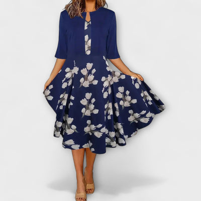 Aurora – Vestido de verano con blazer