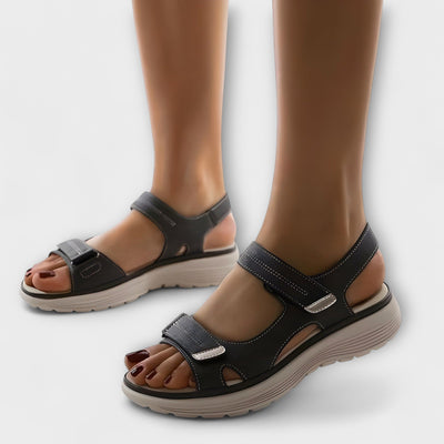 Serena – Sandalias Ajustables