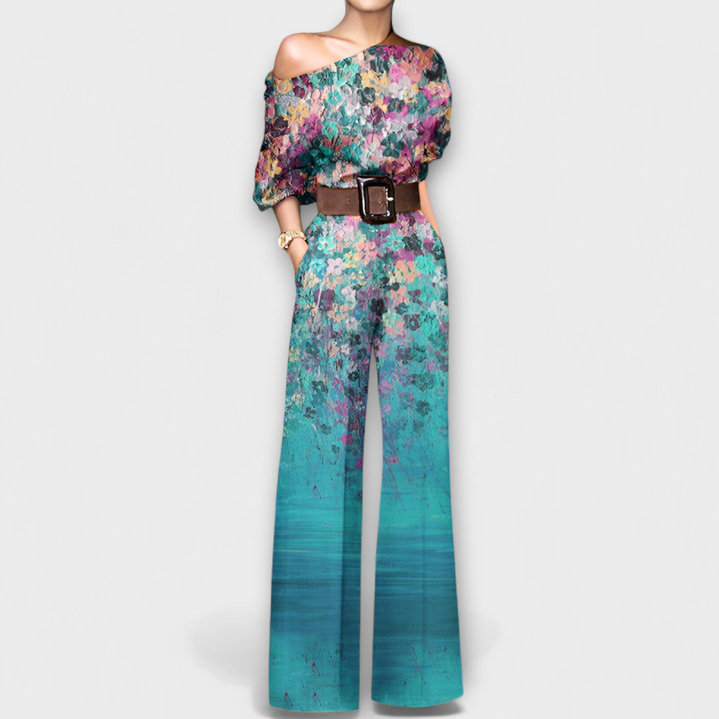 Carmela – Mono Elegante