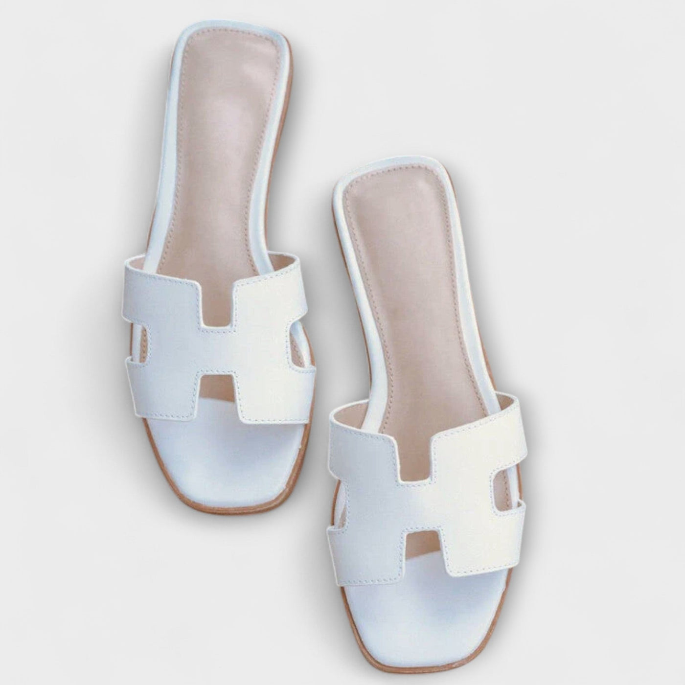 Greta – Sandalias Planas Slip-On